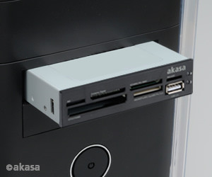 Akasa USB 2.0 6-in-1 kártyaolvasó (3,5"-os helyre + USB port) #2