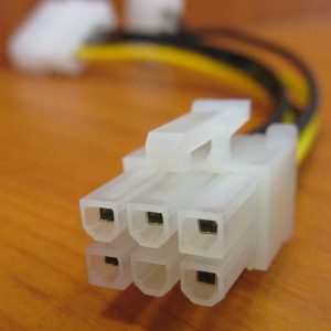 Kolink PCIe VGA tápátalakító (2x Molex > PCIe 6-pin) - 4pin lekerekítve #2