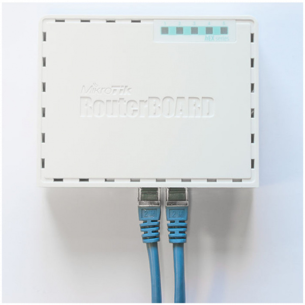MikroTik hEX RB750Gr3 L4 vezetékes router 5 Gigabites porttal #3
