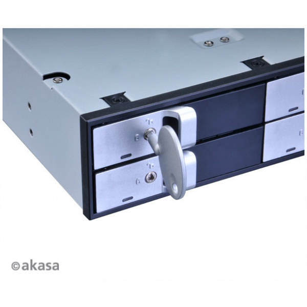 Akasa Lokstor M22 HDD mobil rack (akár 4db 2,5" SATA HDD/SSD-hez) #3
