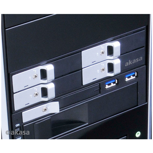 Akasa Lokstor M22 HDD mobil rack (akár 4db 2,5" SATA HDD/SSD-hez) #5