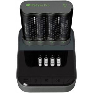 GP Pro P461 akkutöltő (AA, AAA méretekhez) +4x2700 mAh ReCyko AA akku #1