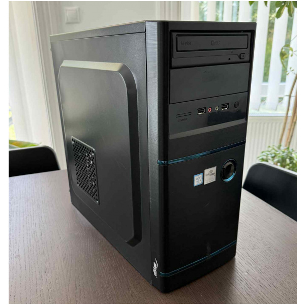 Egyedi használt PC (Core i3, 8GB, 120GB SSD, Int. VGA, Win 10 Home) #1
