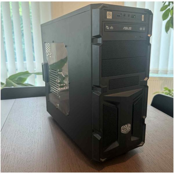Egyedi használt Gamer PC (i5-4790K, 16GB RAM, 250GB SSD, 1TB HDD, GTX1660S, W11) #1