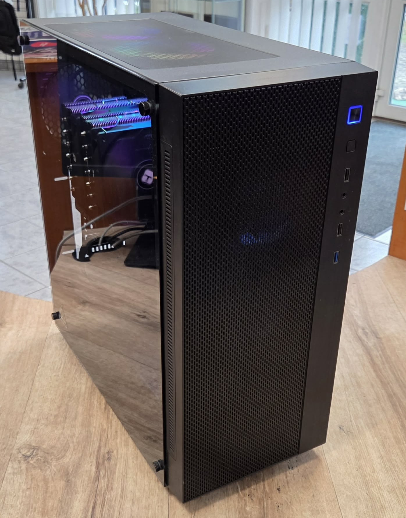 Egyedi használt Gamer PC (Ryzen 7, 16GB RAM, 1TB+500GB SSD, RTX4060, Win 11 Home) #1