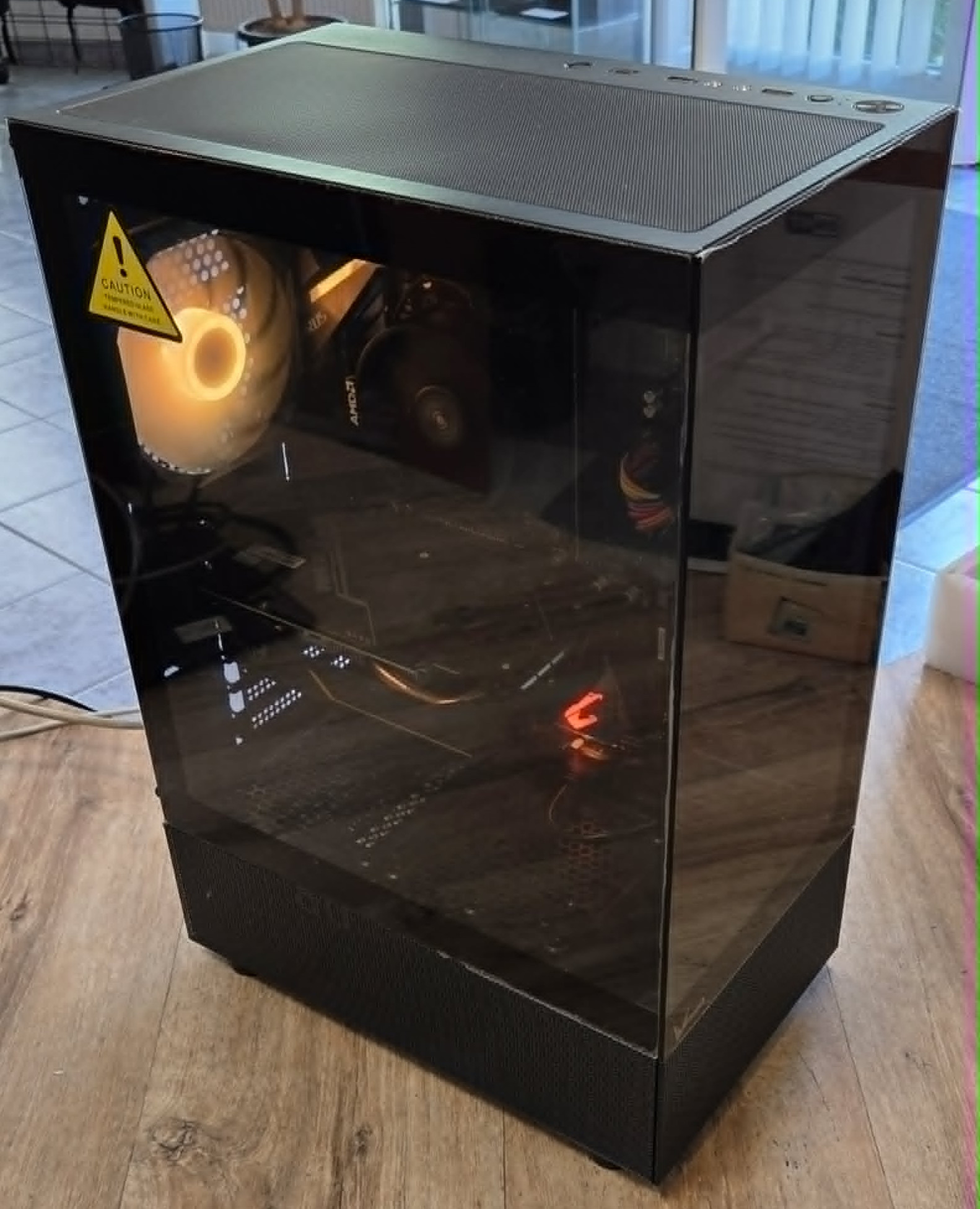 Egyedi használt Gamer PC (Ryzen 5, 16GB RAM, 256GB SSD, GTX1650, Win 11 Home) #1